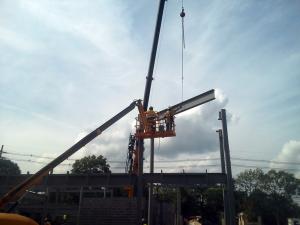 Xtreme fabrication hanging iron